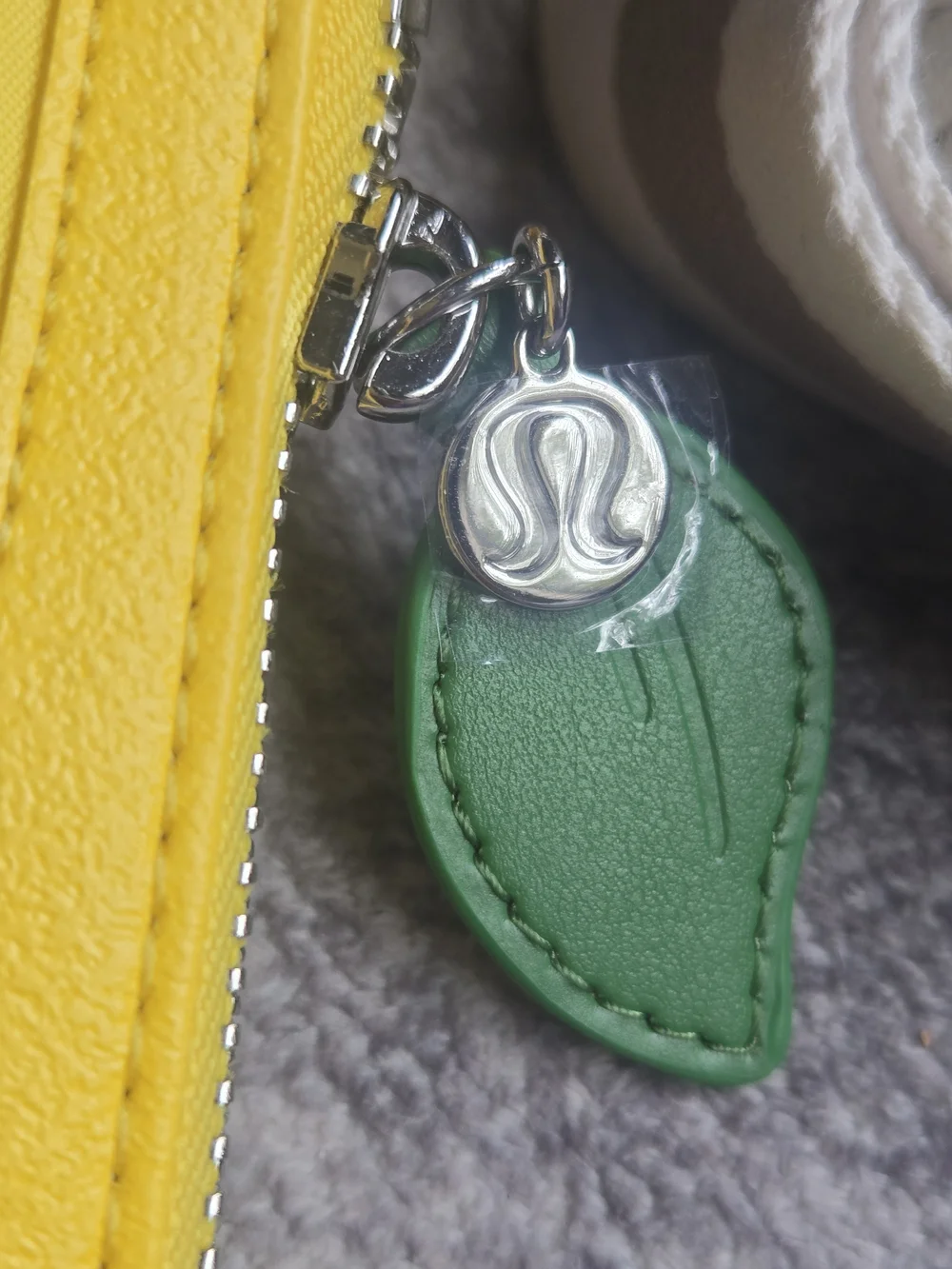 lululemon athletica Yellow Citrus Coin Pouch Keychain with Cream Card Holder